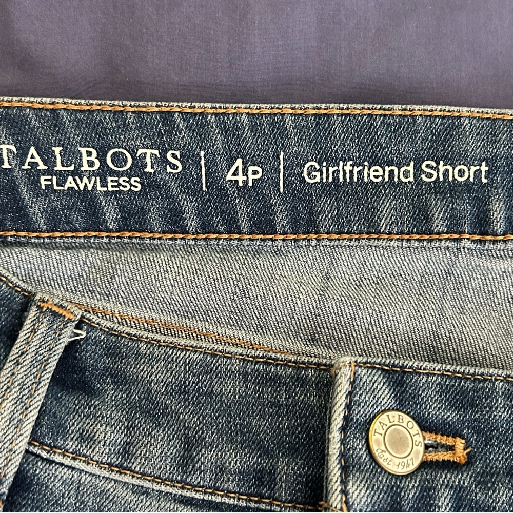 Talbots Flawless Girlfriend Short Size 4P - Picture 5 of 5